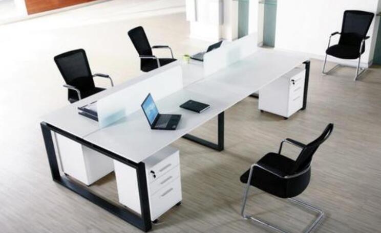 昆山辦公桌如何選擇才不會買錯